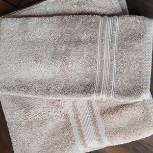 Charisma Bath Hand Towel Set